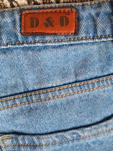 Wide Leg Light Wash Jeans