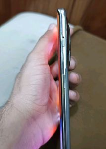 Oneplus 11. 16.  256