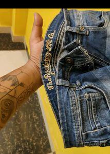 Roadster Men&#39;s Jeans