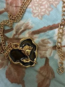 Rose Pendant Necklace