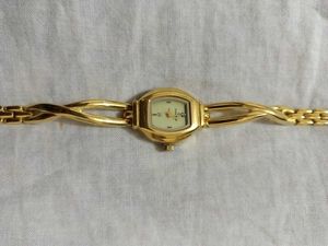 Golden Watch Latest Trend For All