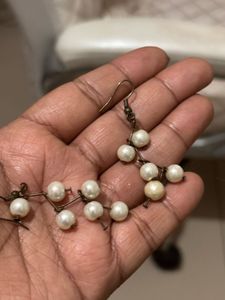 Set Of Two Pearl Earrings !