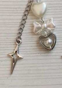 Y2K Pearl Earrings