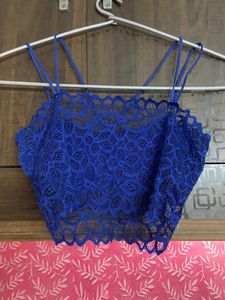 Women Front Crosstrap Fancy Lace Bralette Lightly