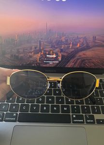Stylish Gold Sunglasses