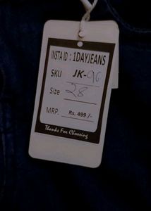 Blue Denim Jeans Size : 28 Waist 32 :Hips