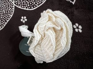 The Body Shop Bath Lily Large Ramie❤️