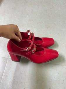 Theater Xyz Heels ( Negotiable ❤️)