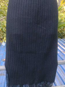 Elegant Black Lace Midi Skirt