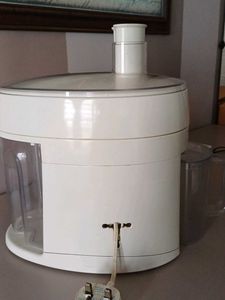 Kenwood Juicer
