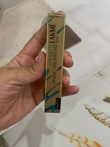 Lakme Hya Matte Lip Liquid 9 To5-vacation Nude H01