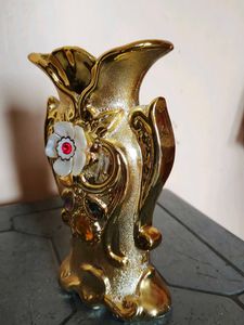 Beautiful Golden 💛 Colour Flower Vase 😍