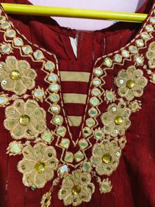 New Sleeveless Maroon Kurta For Women ❤️
