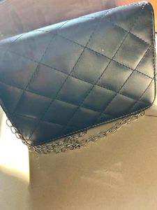 Styli Black Quilted Shoulder Bag