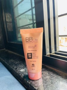 BB Lite Premium Skin Whitening Cream