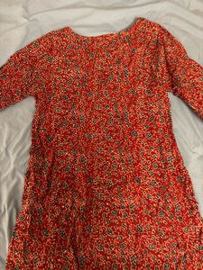 Red Kurti