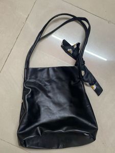 Daisy Tote Bag