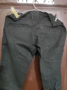 men Black Straight Leg Pants