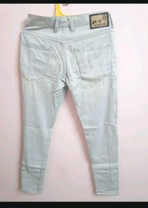 Light Wash High-Waisted Skinny Jeans
