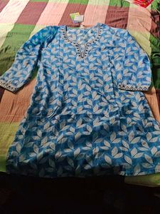Blue Leaf Print Tunic Top