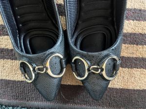 JM Looks Black Bellies