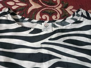 Zebra Print New Top 🤍🖤