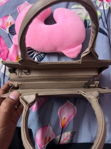 Elegant &#39;Cara&#39; Handbag