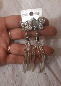 🎀Korean Trendy Earrings And Many More😍🤌🏻