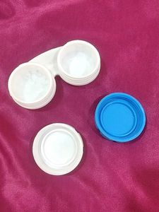 Contact Lenses Case 1