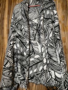 Black/White Printed Stole/Scarf