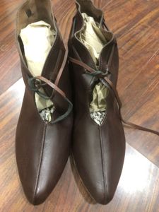 Medieval Brown Leather Flats