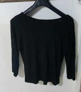 Black 3/4 Sleeve Top