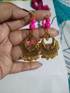 Necklace &amp; Earring Set
