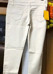 Tapered Fit Mid Rise Jeans
