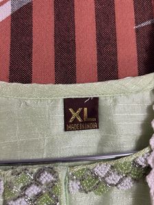 Elegant Green Kurta With Lace Duptta