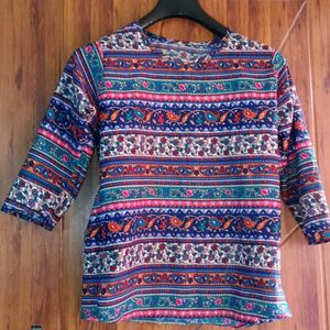 Patterned 3/4 Sleeve Top