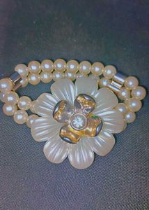 Ear tops + Hand breslet + 🎁