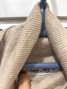 🎀Beige Turtleneck Short Sleeve Top B