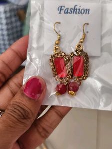 PACK OF 2 EARINGS ALL NEW AT SALE