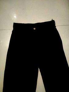 Black Straight Denim Jeans For Women