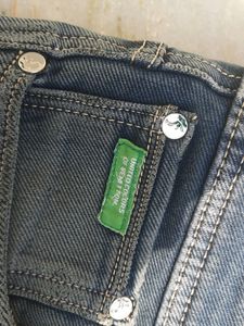 JEANS | NEW | USED | UNITED COLORS OF BENETTON