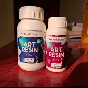 NEW - RESIN + HARDENER(NOT USED A SINGLE DROP) -