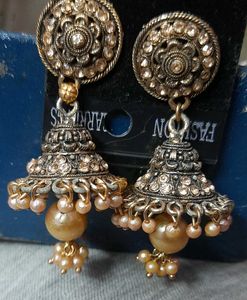 New Earrings Set