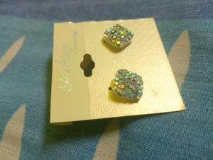 Fashion Top Earings