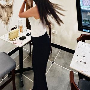 White Embellished Tank Top🦢🦢🦢