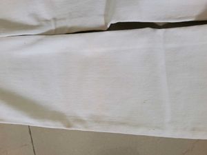 Levi&#39;s White Denim Jeans