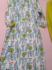 ❤️🥰Brand New 2pc Suit Set Articles ❤️🥰 Choose Urs N Make Offer