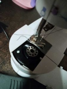 Mini sewing machine 🧵🪡