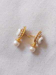 Earings