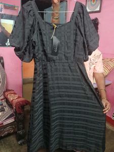 TOKYO TALKIES BLACK A LINE MIDI DRESS